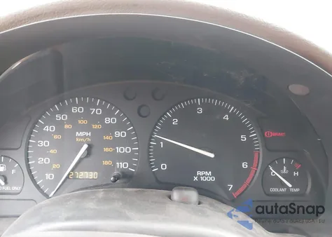 1999 Saturn Sc1 из США, поврежденный, VIN 1G8ZN1285XZ315751